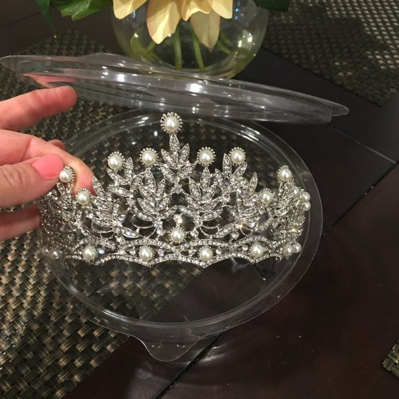Tiara (Pearls and Diamonds) - Picture 3 of 7